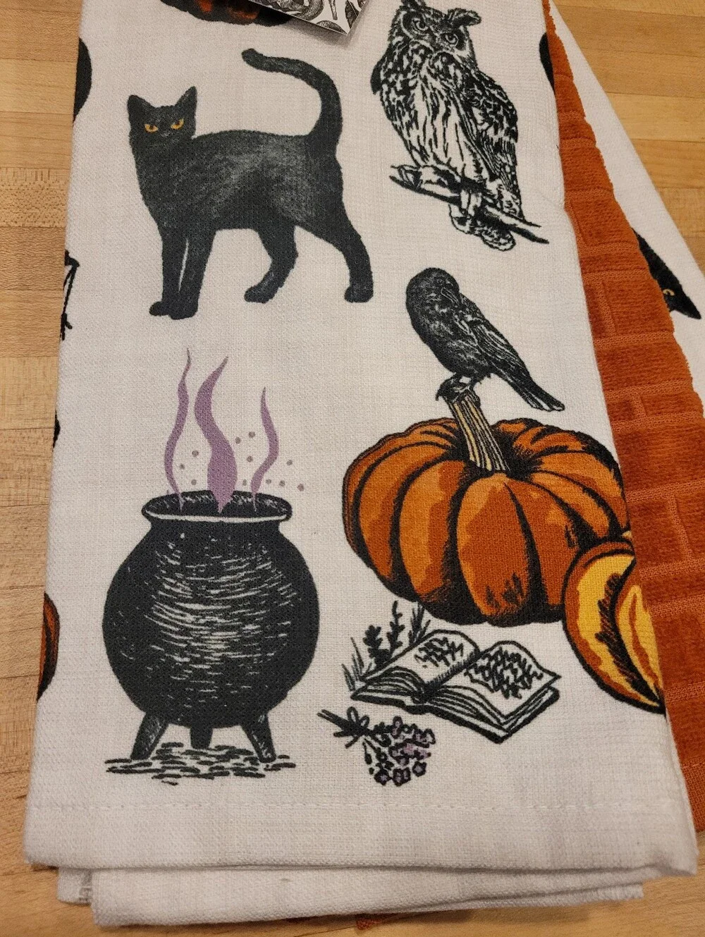 Tahari Halloween Kitchen Towels in Orange, Black, White